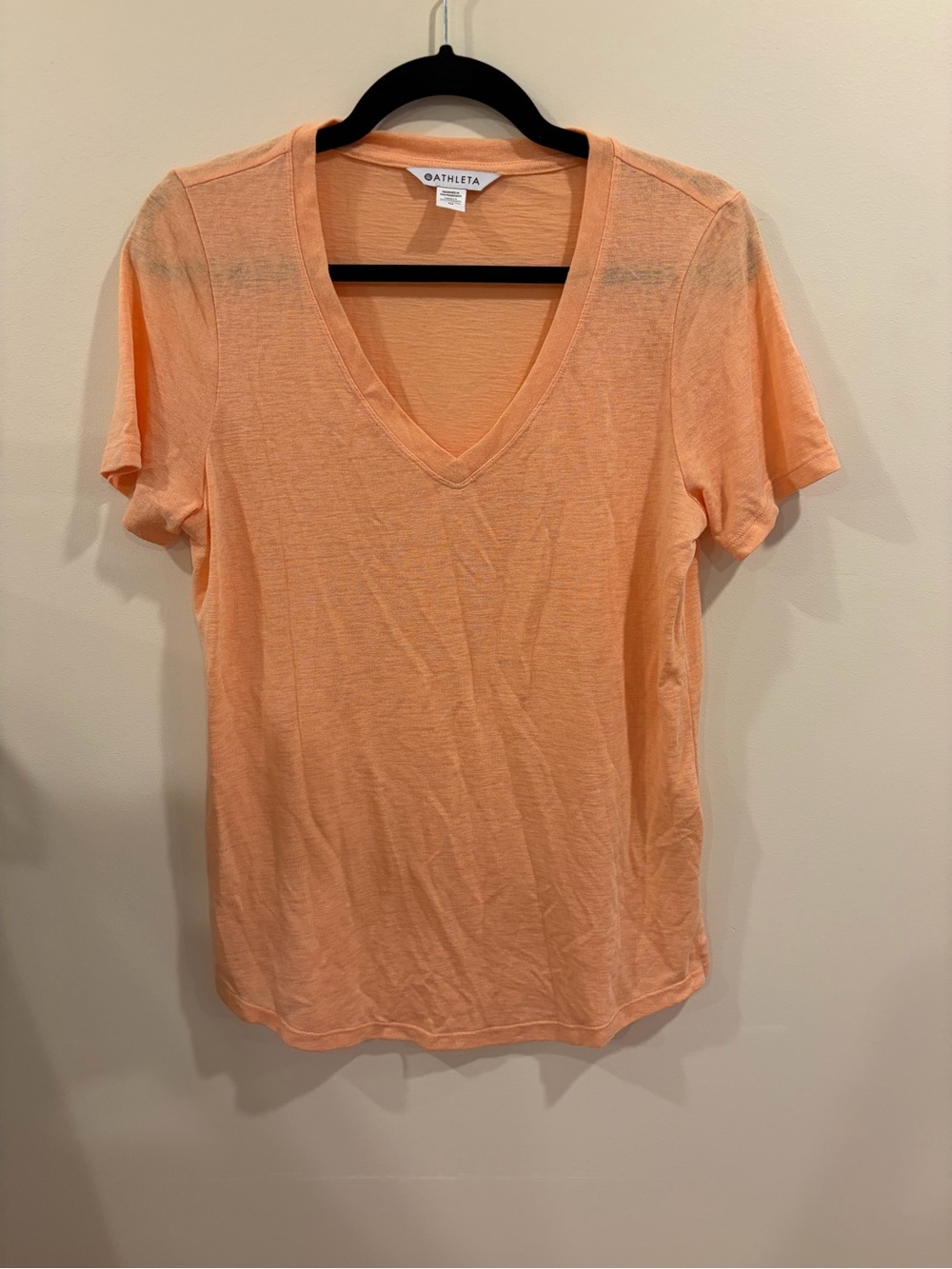 Athleta Peach V-Neck Short Sleeve Top Size M
